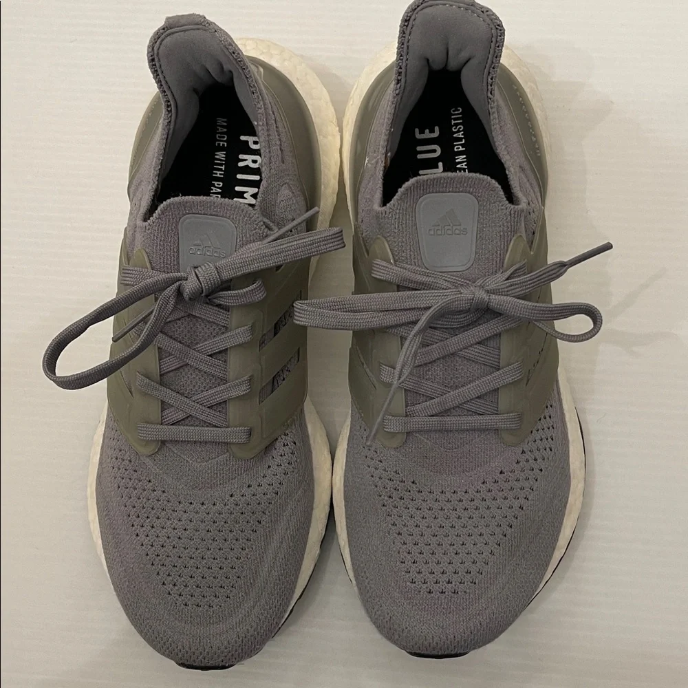 ADIDAS ULTRABOOST 22 RUNNING SNEAKERS MENS SIZE 6